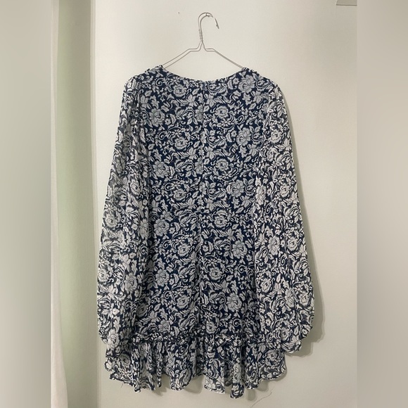 Saints + Secrets blue & white dress - Picture 4 of 4